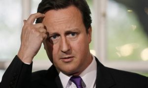 David Cameron, o primeiro-ministro britânico, continua a fazer campanha pela manutenção do país no bloco dos 28